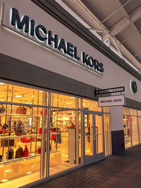 michael Kors Outlet shops